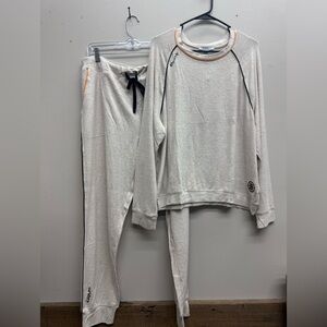 Women's Cream Pajama Set - NHL Boston Bruins